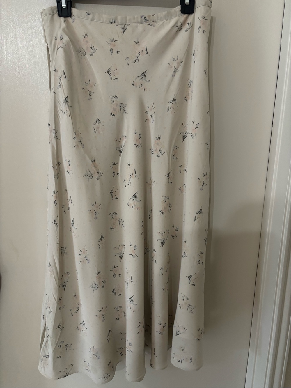 Valerie Stevens Cream Maxi Skirt with Subtle Pink and Blue Floral Print 100%silk